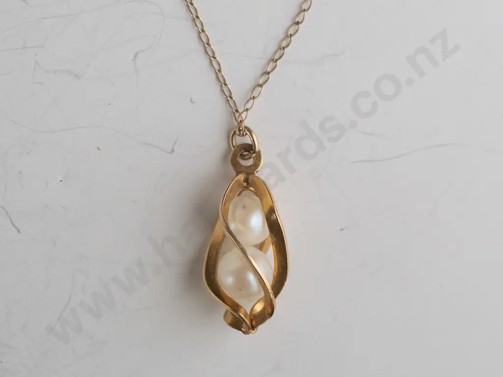 gold pearl necklace stamped 14k Image 1++