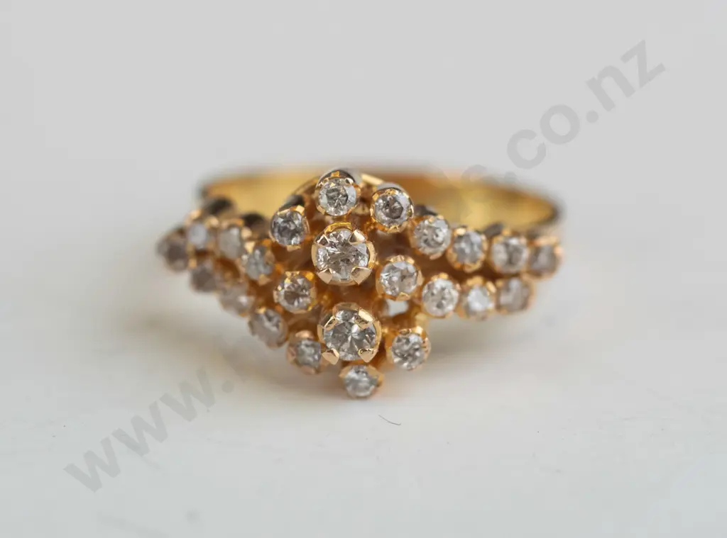 dress ring stamped 18kt Image 1++