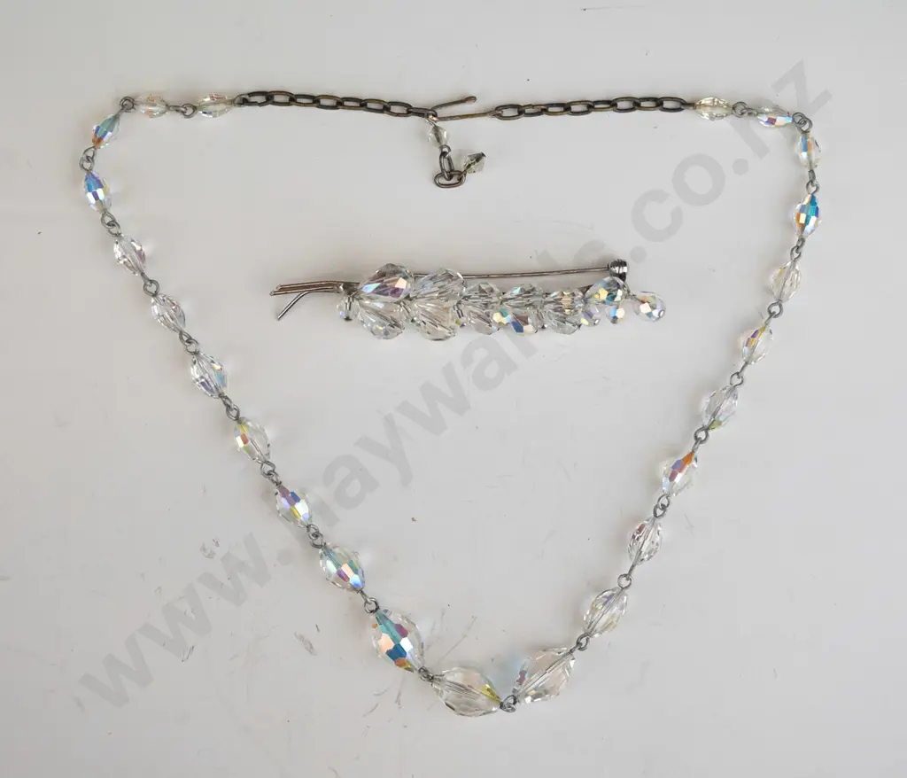 crystal necklace & brooch Image 1++