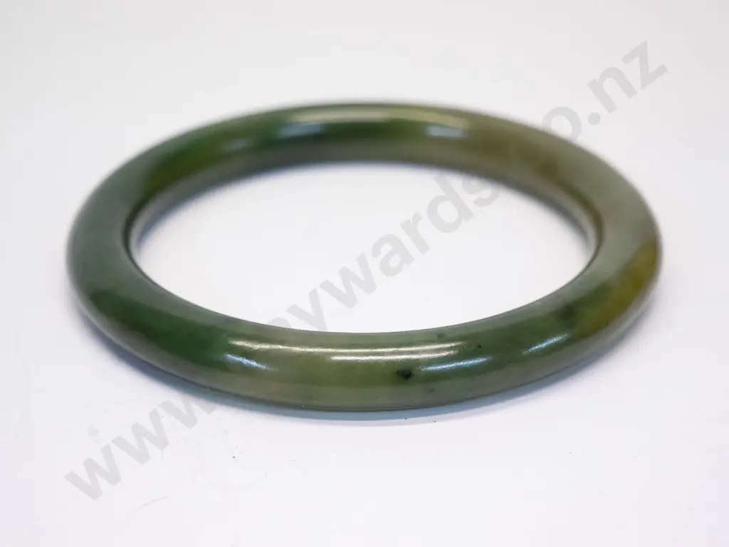 greenstone bangle Image 1++
