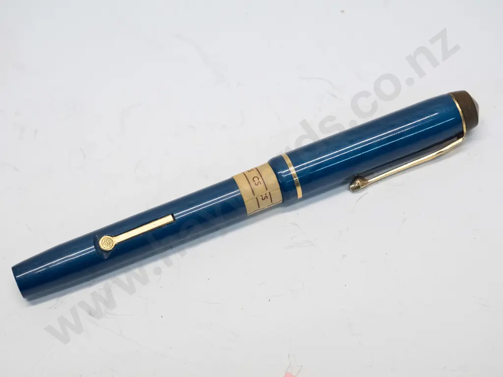 Conway Stewart pen  medium Image 1++