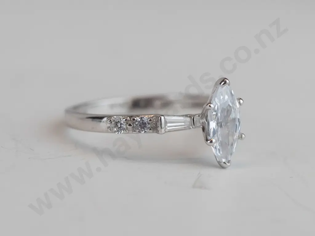 silver cz dress ring stamped 925 Image 1++