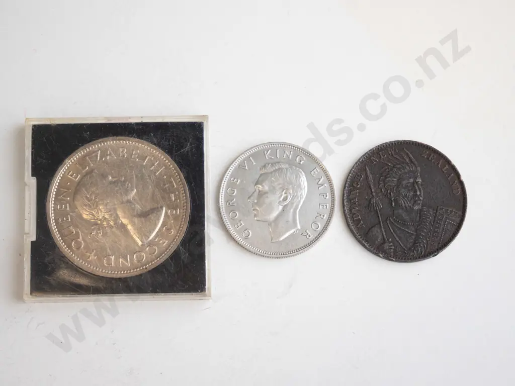 3 vintage New Zealand coins -   colonial era "Advance" penny token, 1940 Centennial half crown, 1953 coronation crown Image 1++