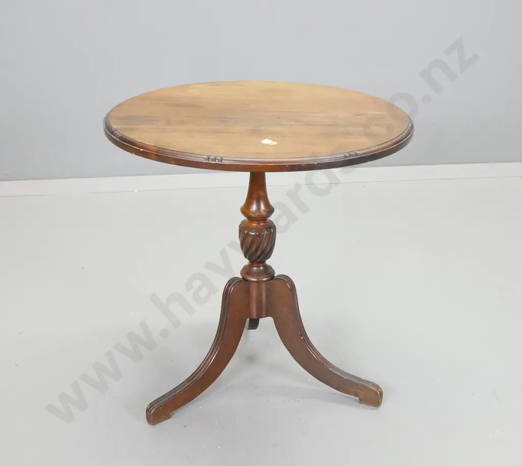 vintage beech round-top occasional table on 3 leg pedestal base - light scratching to top H-530 D-510 Image 1++