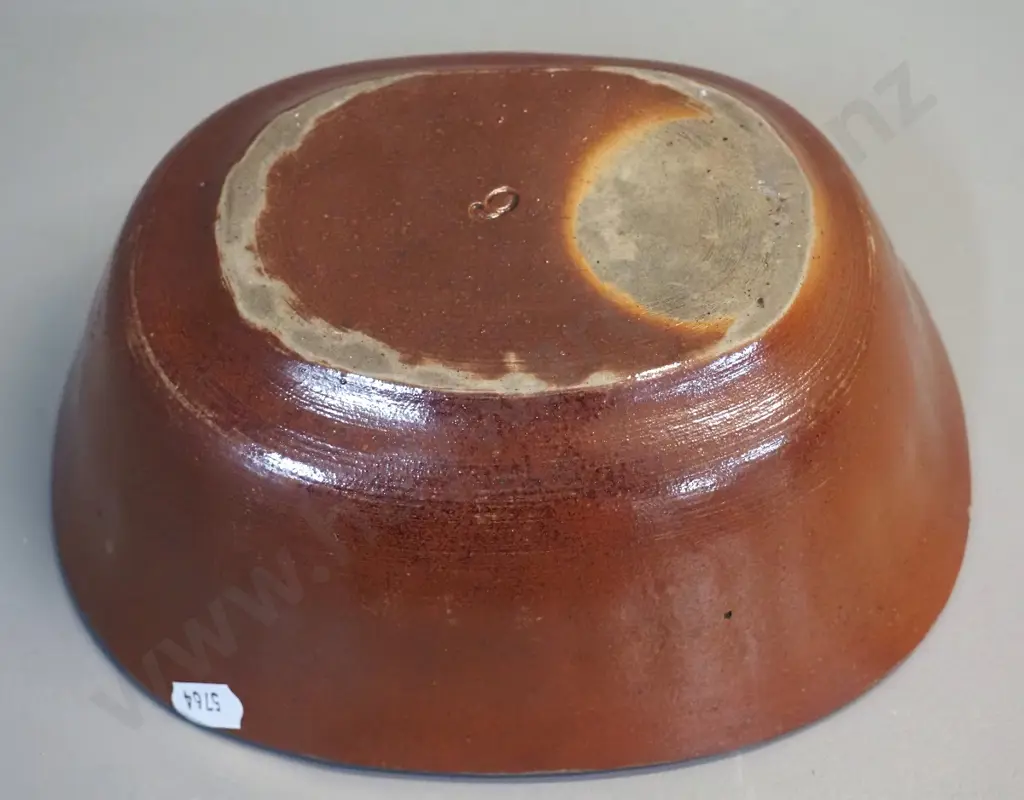 vintage salt glazed greyhound pattern jelly mold H-80 L-215 W-180 Image 1++