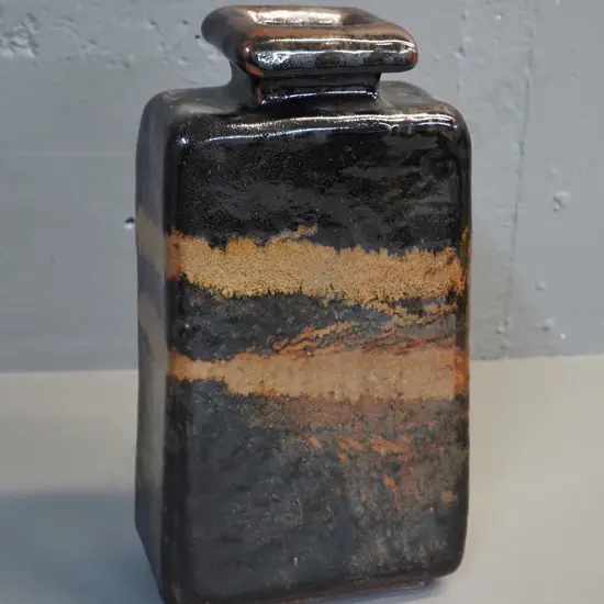 large slab pottery vase marked "IS" (Isobel Spittle) H-330 W-170 D-100