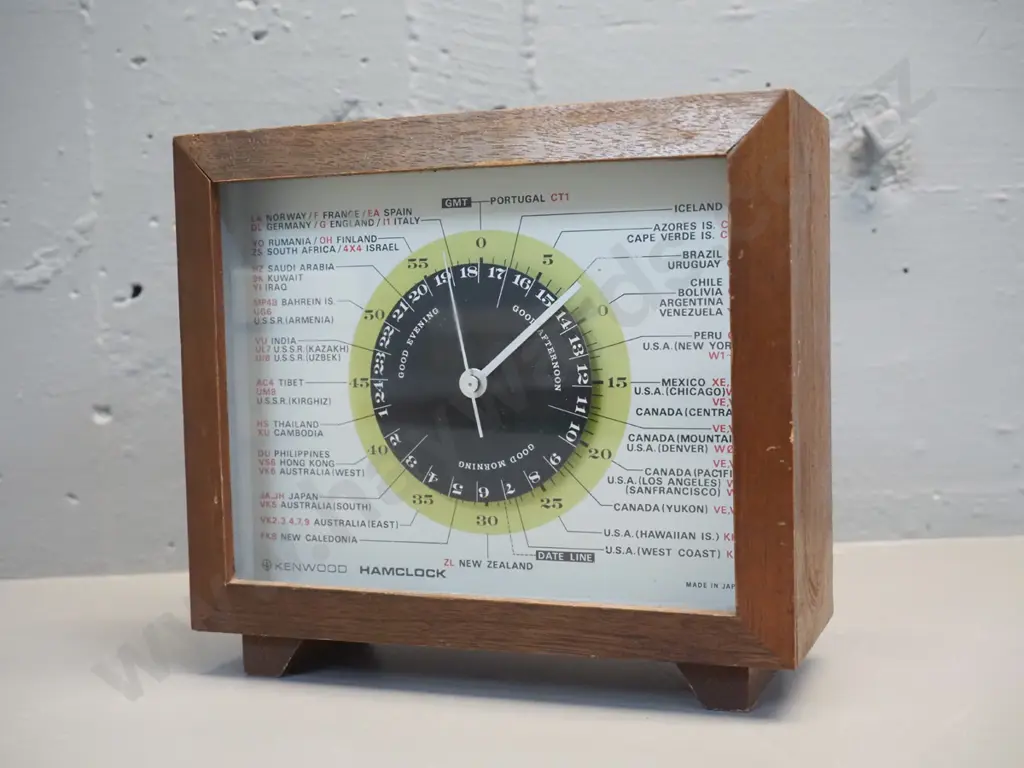 retro wood-cased Kenwood Hamclock time zone with ham radio call signs, battery quartz movement H-180 W-200 D-80 Image 1++