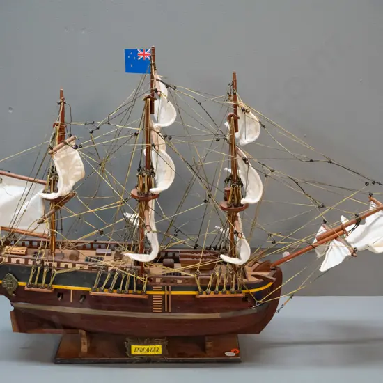 wooden fully rigged Endeavour model ship on stand - H-520 L-710