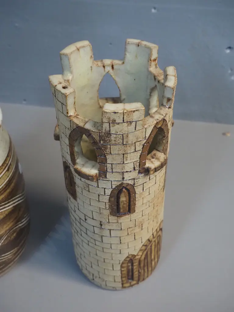 3 pieces NZ studio pottery marked IS (Isobel Spittle) - 3 vases - pierced castle themed tall one is H-240 Image 1++
