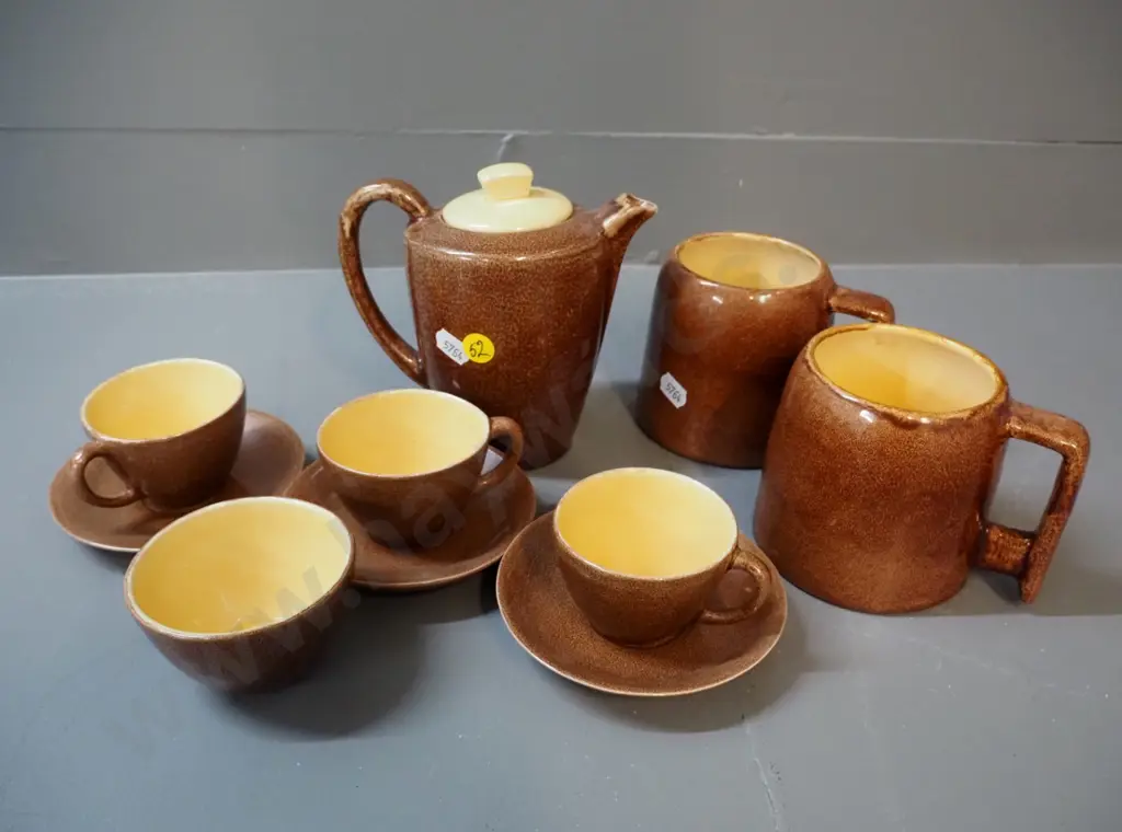 O.C. Stephens coffee and tea ware - 3 cups and saucers, sugar bowl, coffee pot H140, 2 mugs Image 1++