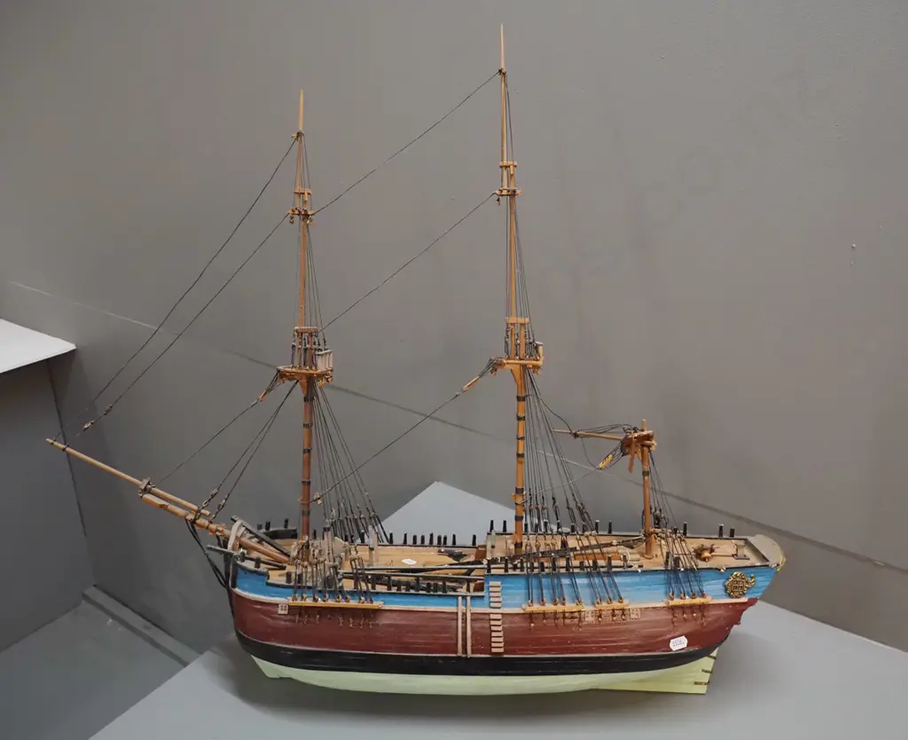 2 timber ship models in restorer's condition - a 3-masted sailing ship H-680 L-760 and a freighter or tanker with Shell Image 1++