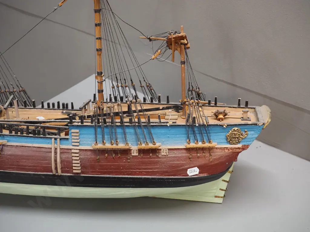 2 timber ship models in restorer's condition - a 3-masted sailing ship H-680 L-760 and a freighter or tanker with Shell Image 1++