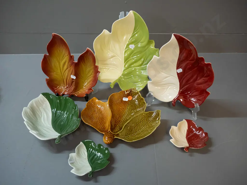 leaf plates - 6 Carlton Ware and 1 Royal WInton - largest is L-280 Image 1++