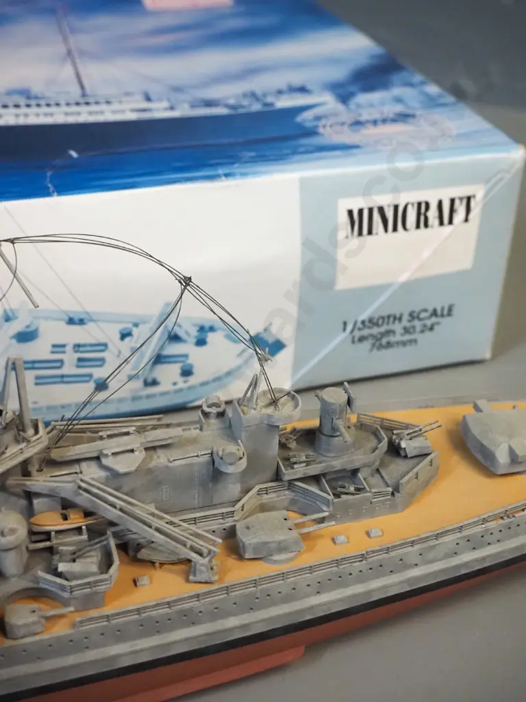 Minicraft 1:350 scale yet to be assembled plastic model of RMS Titanic - assembled length 30" and a assembled model of a Image 1++