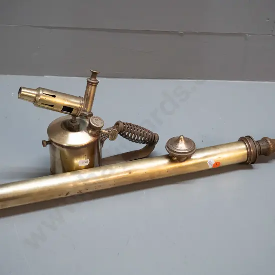 2 vintage brass items - Radius Swedish blow torch and a pump garden sprayer with timber handle L-590