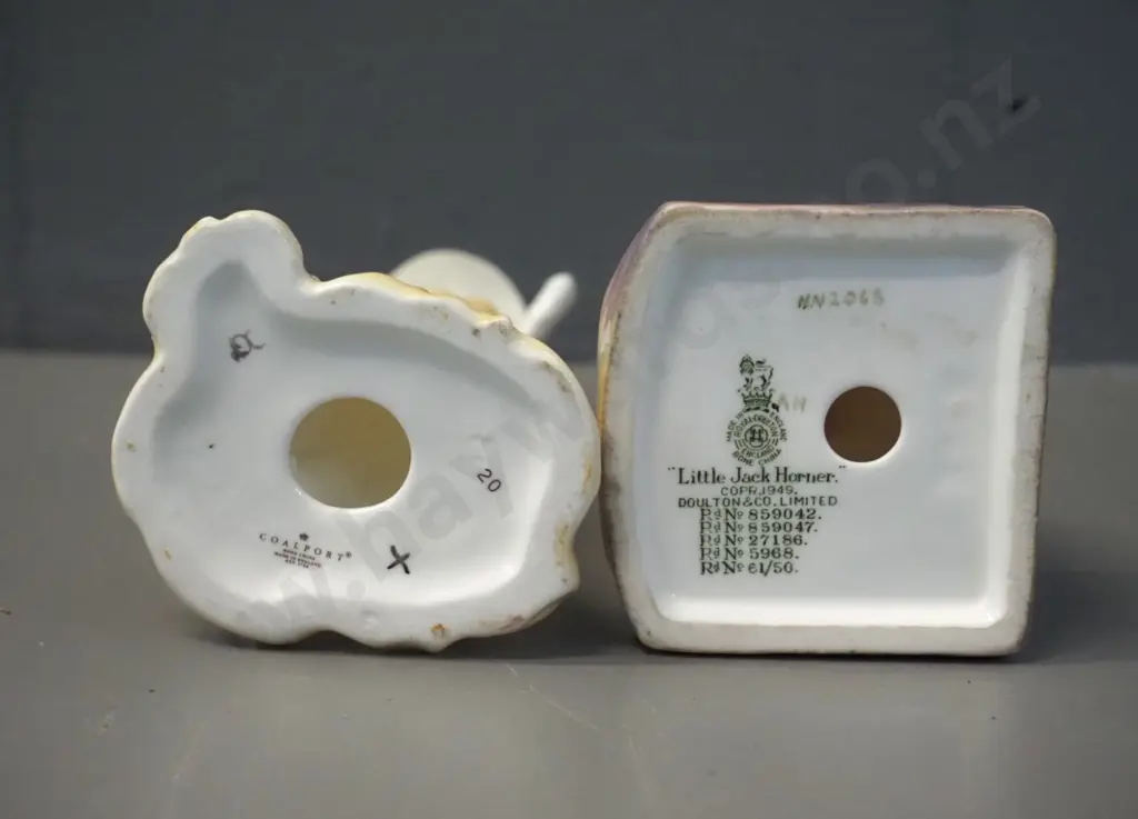2 small figurines - Royal Doulton 'Little Jack Horner' and Coalport woman H-130 Image 1++