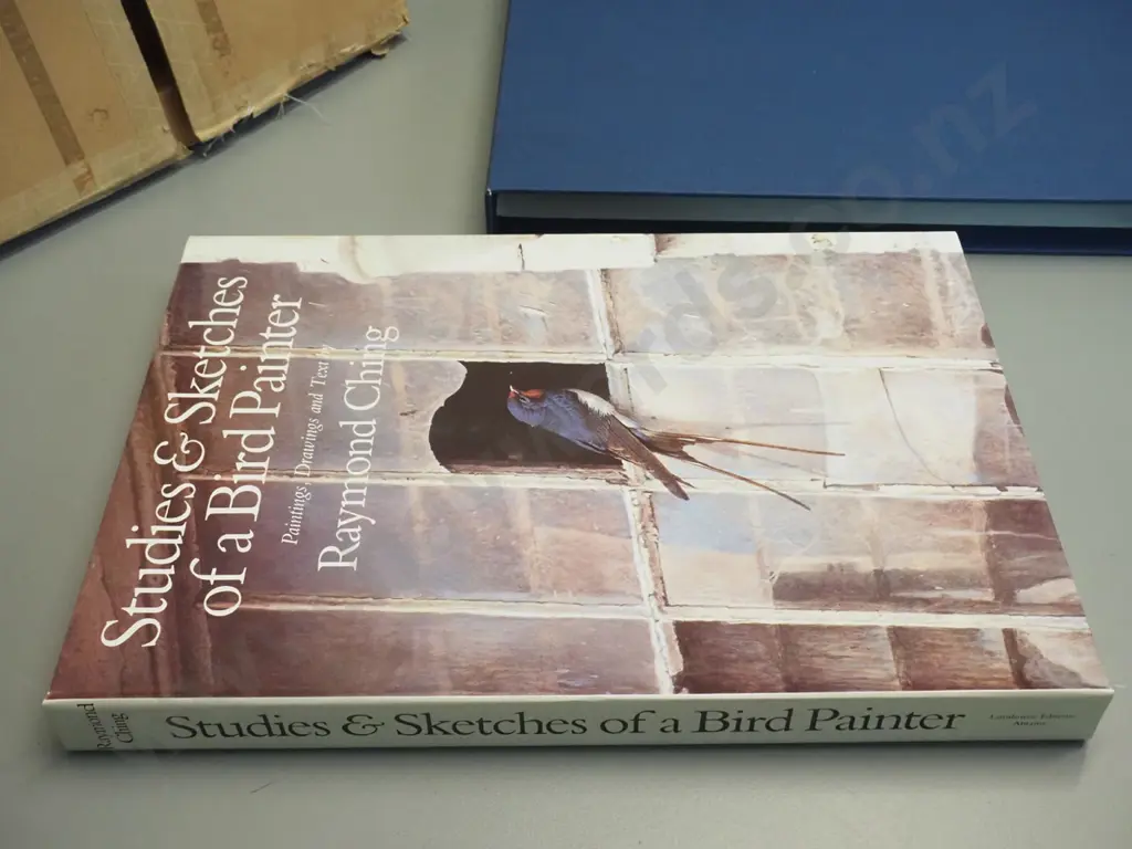 Art book - Studies & Sketches of a Bird Painter - Raymond Ching - with slip-case and original freight carton, 1981 Image 1++
