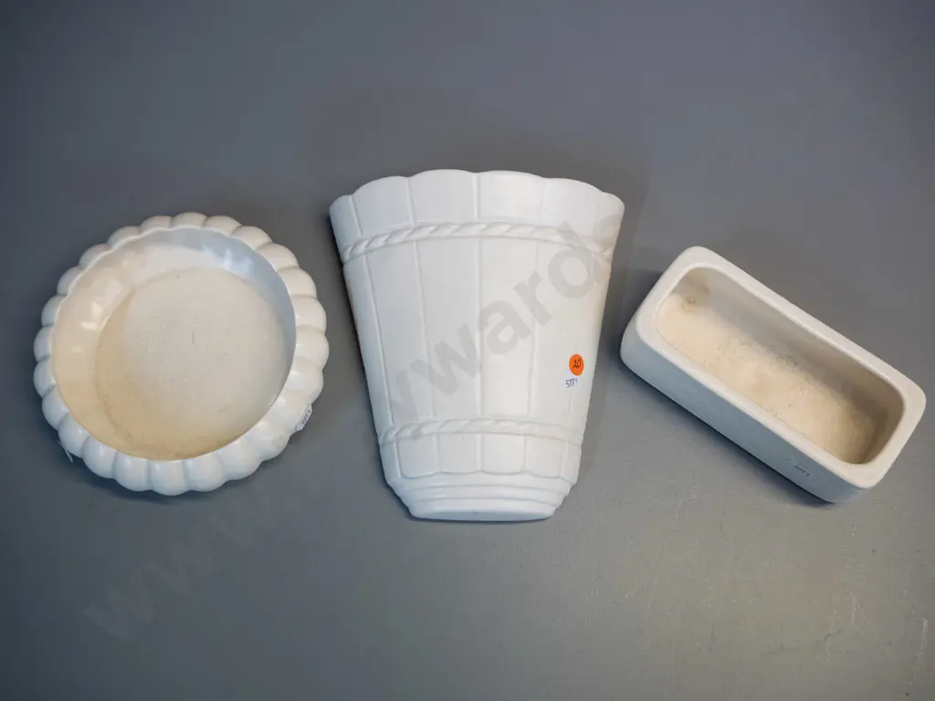 3 Crown Lynn vases - float bowl 505 (crazing) trough 508 with damage, and a wall vase with tiki mark H220 W-210 Image 1++