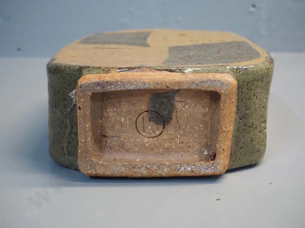 slab pottery vase marked IS (Isobel Spittle) H-300 W-180 D-80 Image 1++
