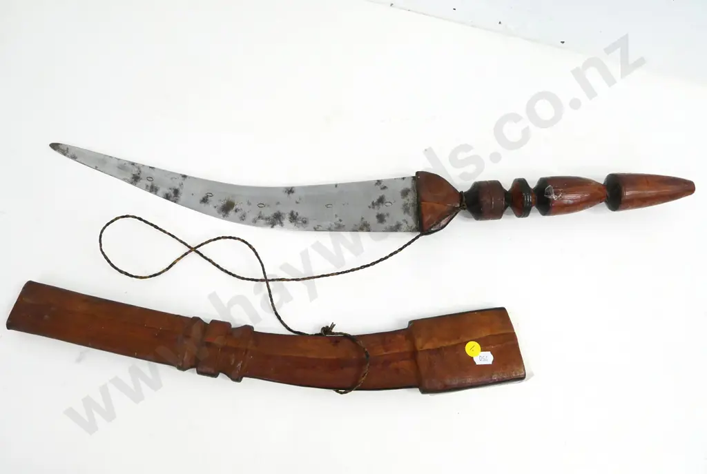 Persian scimitar with leather scabbard and handle, doesn't quite fit into scabbard L-680 Image 1++