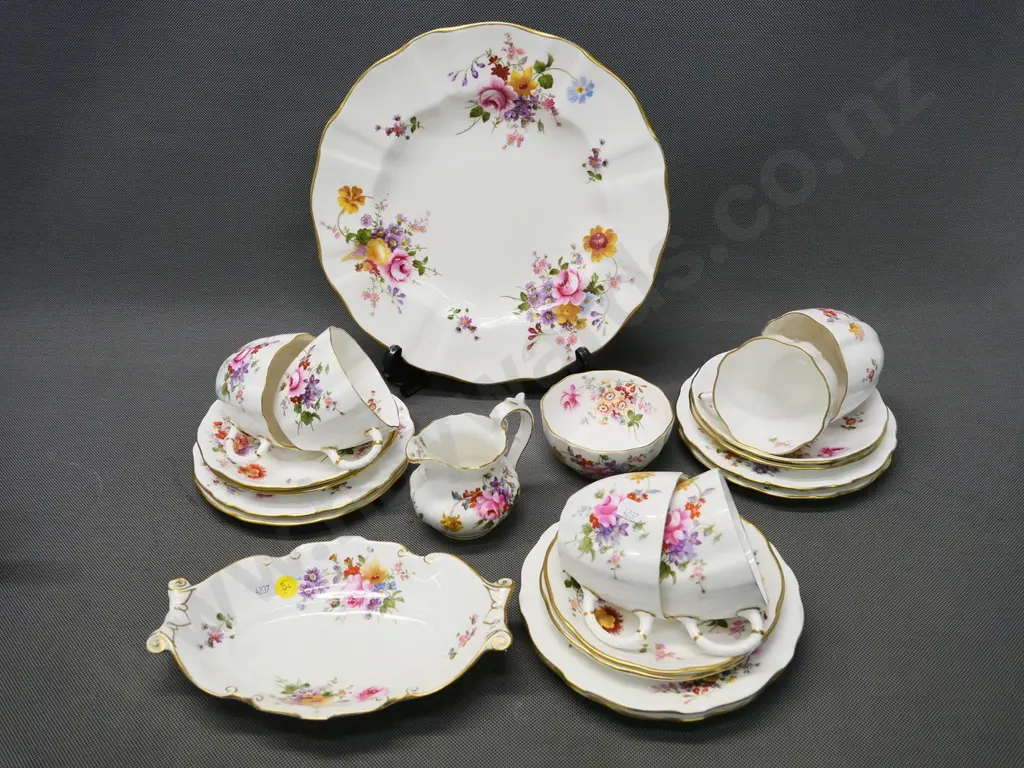 various Royal Crown Derby, some are Posies pattern - 6 trios, cabinet plate D-265, serving dish, milk & sugar Image 1++