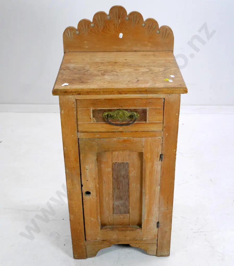 vintage oak pot cupboard with drawer, carved upstand, brass handle on drawer, no key escutcheon H-890 W-410 D-370 Image 1++