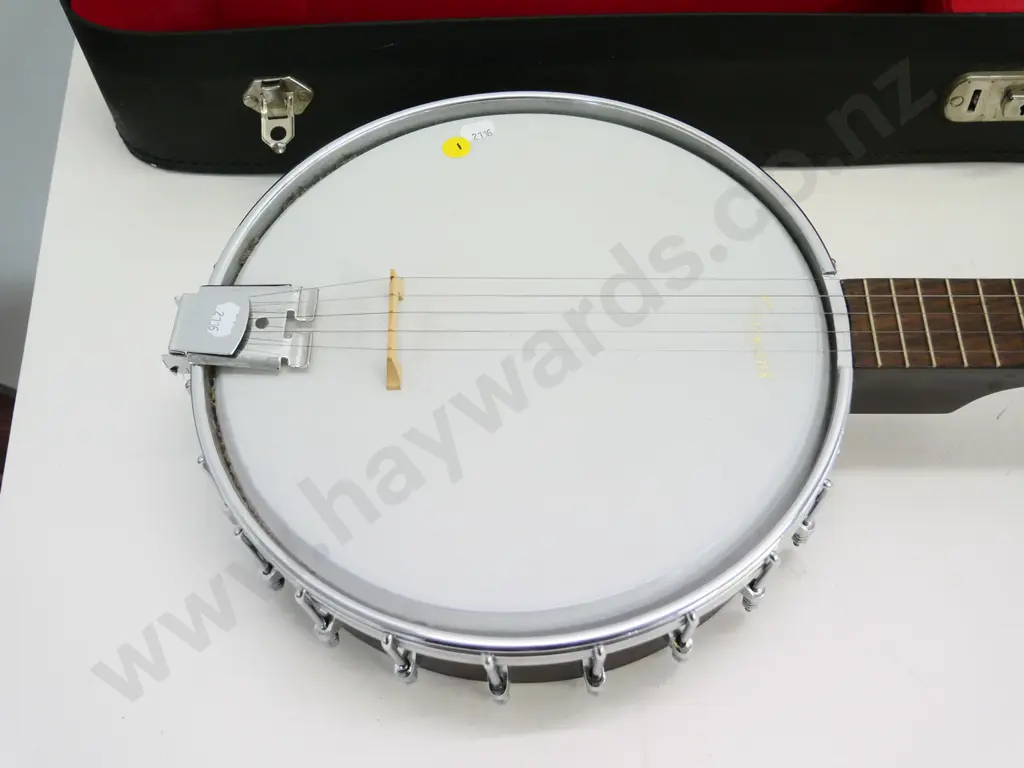 banjo with John Gray & Sons London metal badge on headstock - in good condition, with fitted case Image 1++