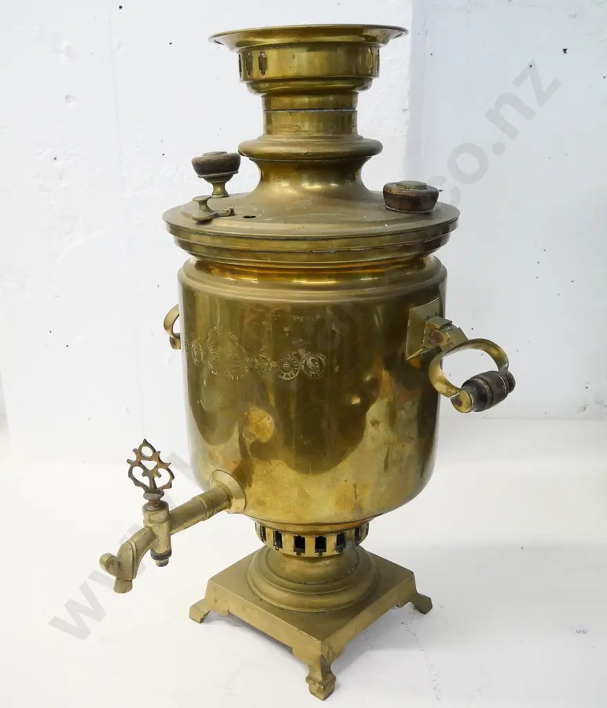 brass samovar with engraved logos in cyrillic, may be missing part of lid, has a few dents around handles H-480 W-300 Image 1++