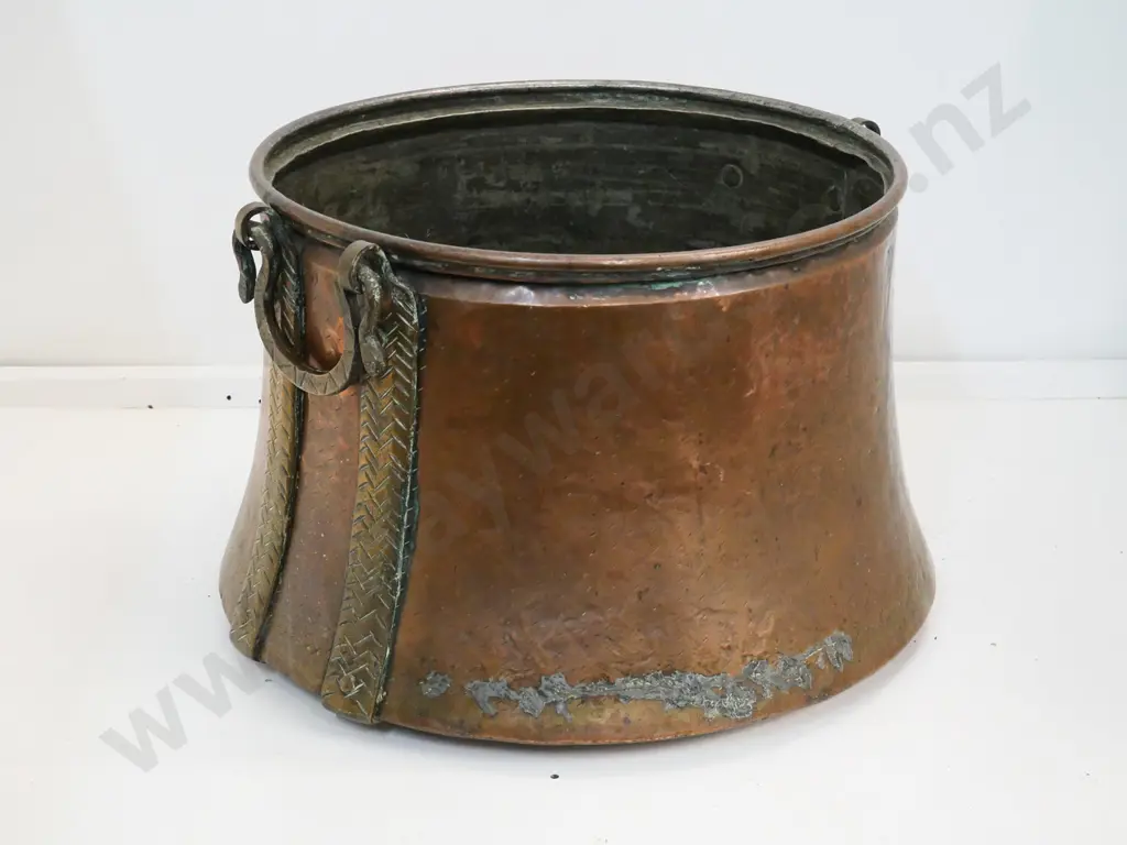 large hand-worked copper and brass wood bin with heavy drop handles - has had repair H-330 Diameter 480 at widest Image 1++