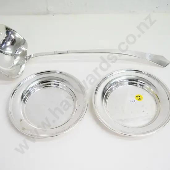 2 sterling silver butter dishes and a Petersen hand-made sterling ladle L-360 (359g)