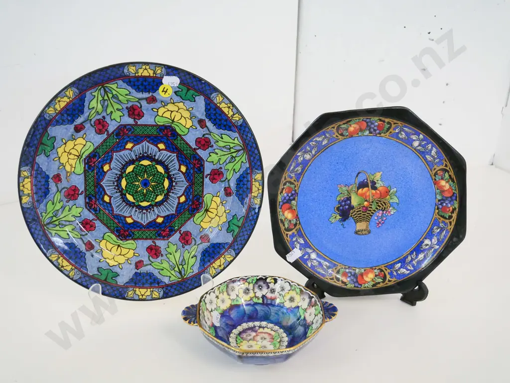Maling blue thumbprint dish, Wedgwood octagonal plate, Royal Doulton cabinet No. D4549 plate D-260 Image 1++