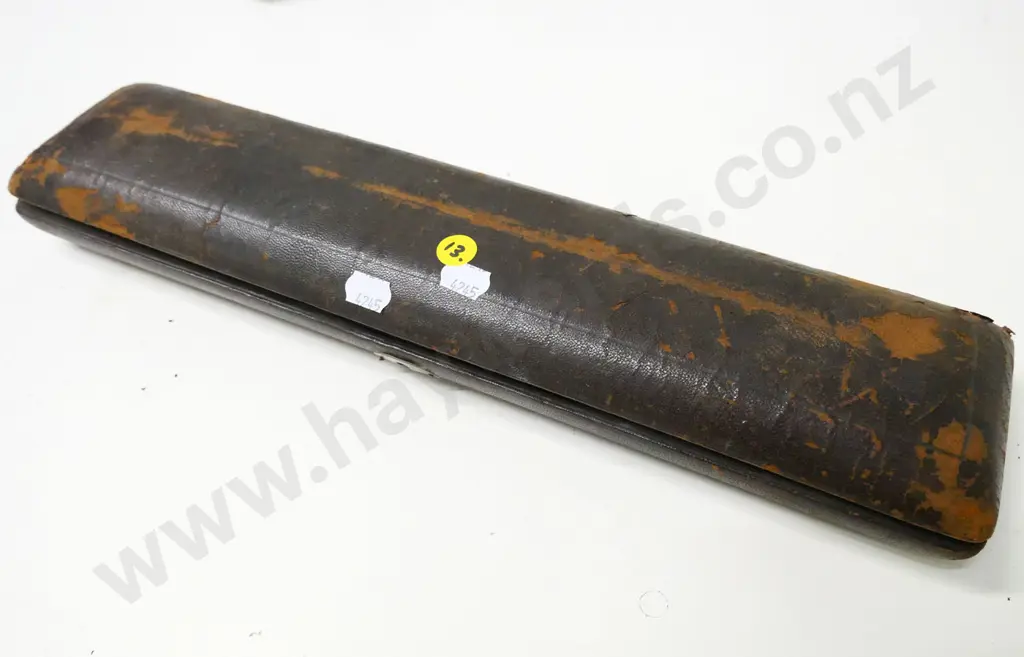 cased vintage Bonneville Paris flute - case has 1920 owner's monogram stamp Image 1++