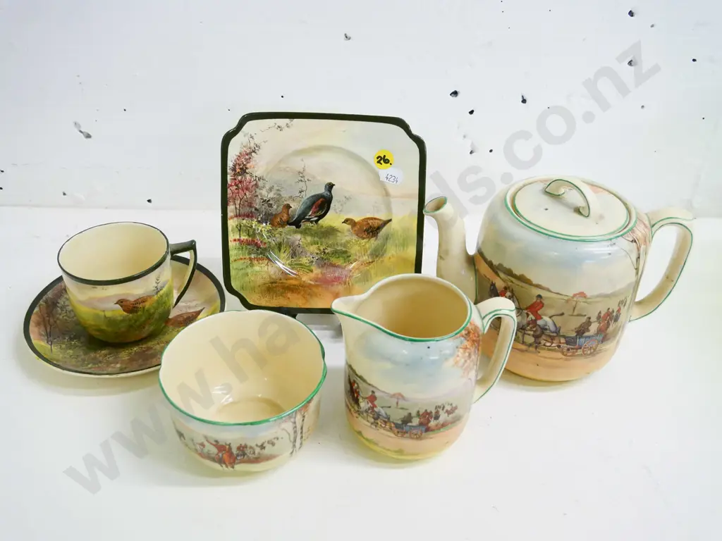 Royal Doulton items - Fox Hunting teapot H-130 W-180 (discolouring) creamer jug & sugar bowl, and game bird trio Image 1++
