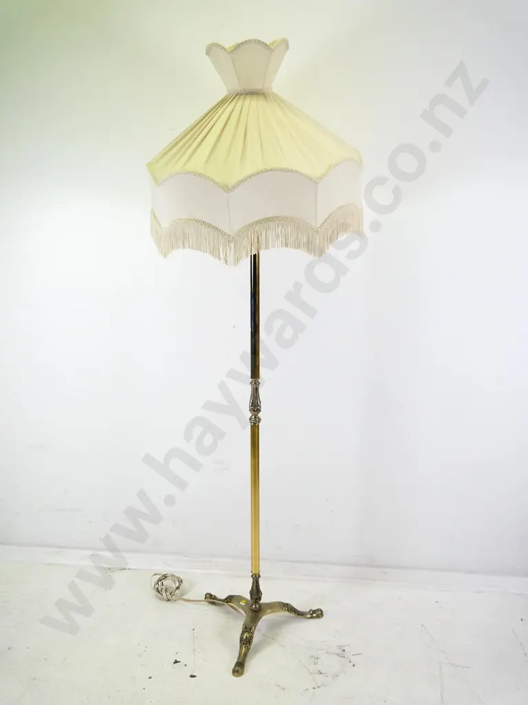 cast brass and other metal 3-footed standard lamp with wasited shade H 1670 Diameter 500 Image 1++
