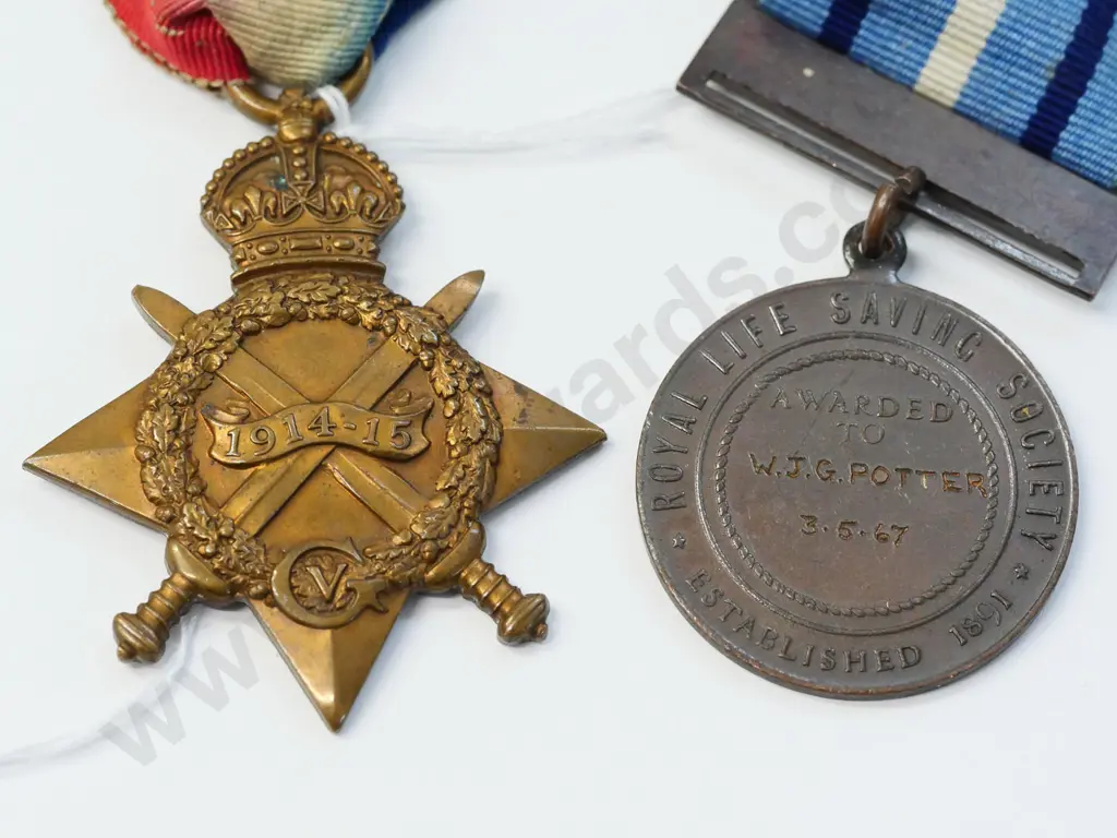 1914-1915 medal (Pte J Turnbull N.Z.E.F.),1968-69 Royal Life Saving medal (W.J.G.Potter) Home Service lapel pin, small Image 1++