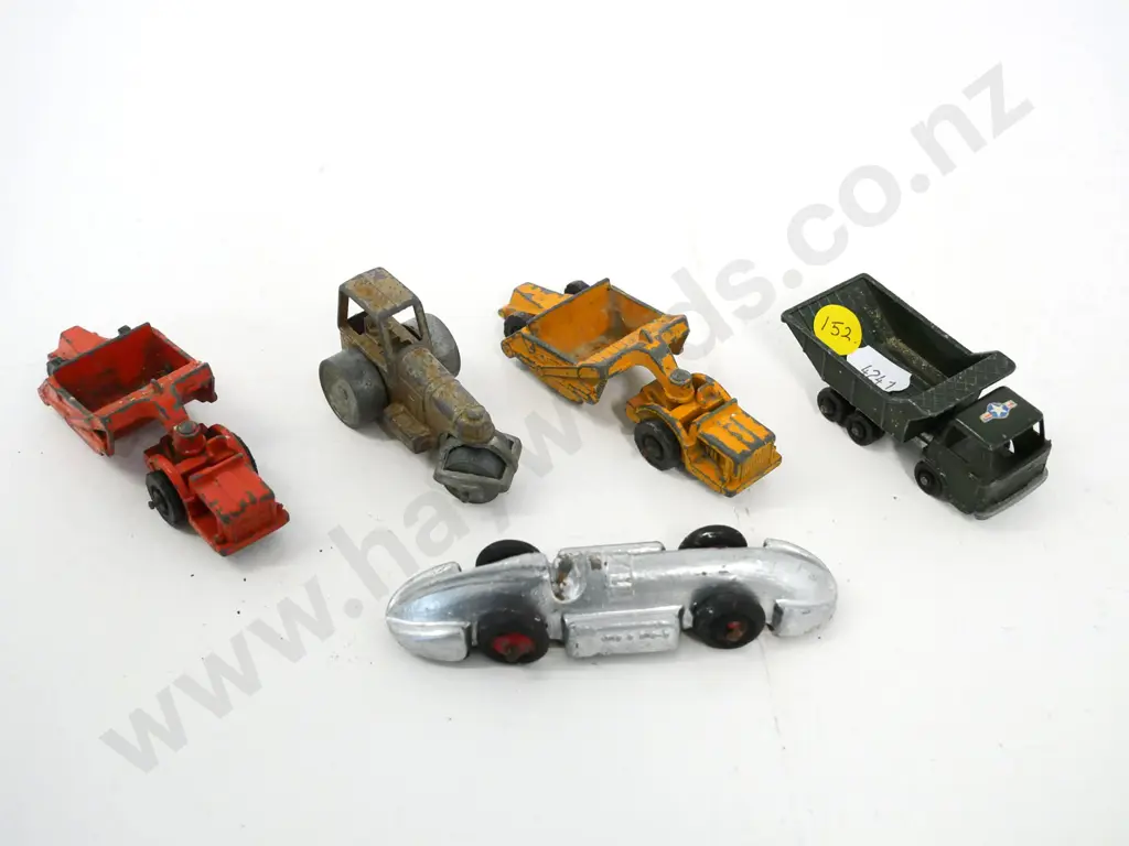 4 small Fun Ho work vehicles and a vintage racing car - all have some paint wear and/or corrosion Image 1++