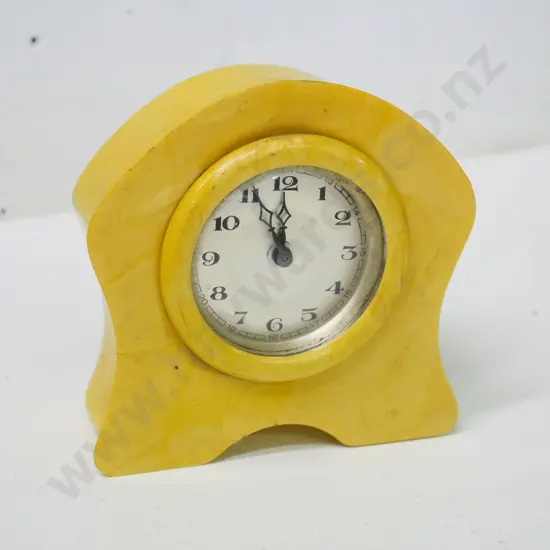 small deco bakelite or early plastic bedside or mental clock H-100 W-100