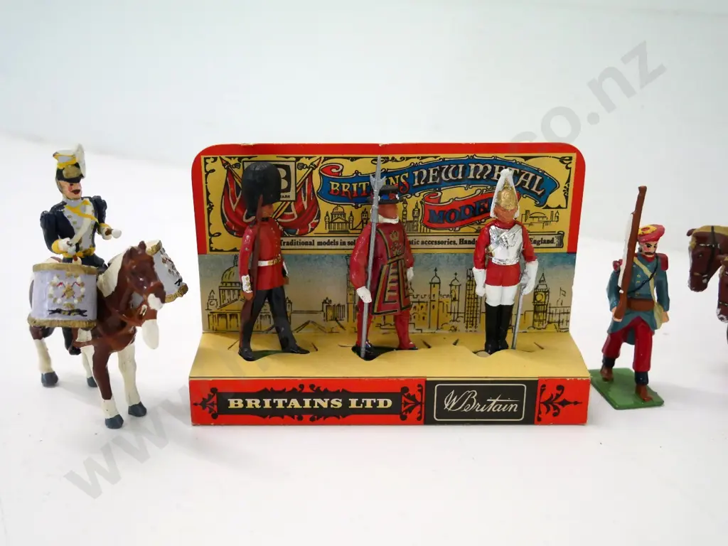 various Britains painted cast metal figures, horses & wagon, etc. including 3 in original card packaging Image 1++