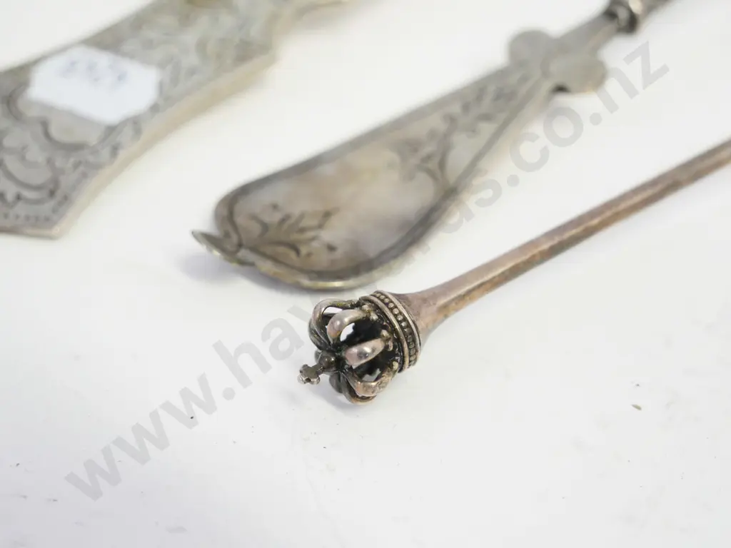 9 pieces Scandinavian 830s silver - serving forks and spoons, cake slice, etc. Image 1++