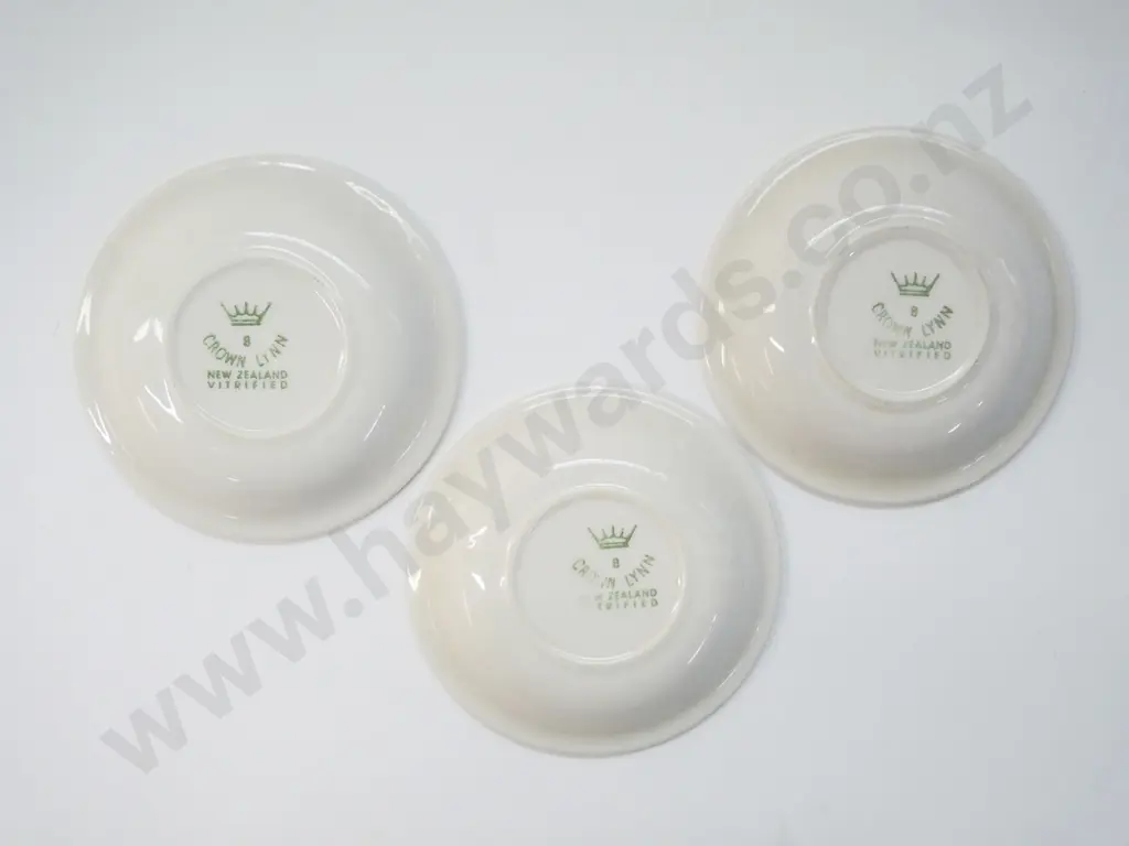 3 small Crown Lynn butter dishes with Fox Glacier emblem Image 1++