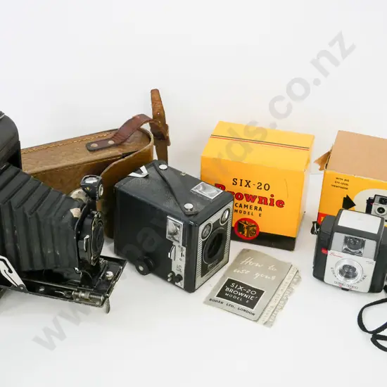 3 vintage Kodak cameras - Starlet and Six-20 box cameras w/boxes & a folding No.1A Pocket Kodak, repairs to bellows