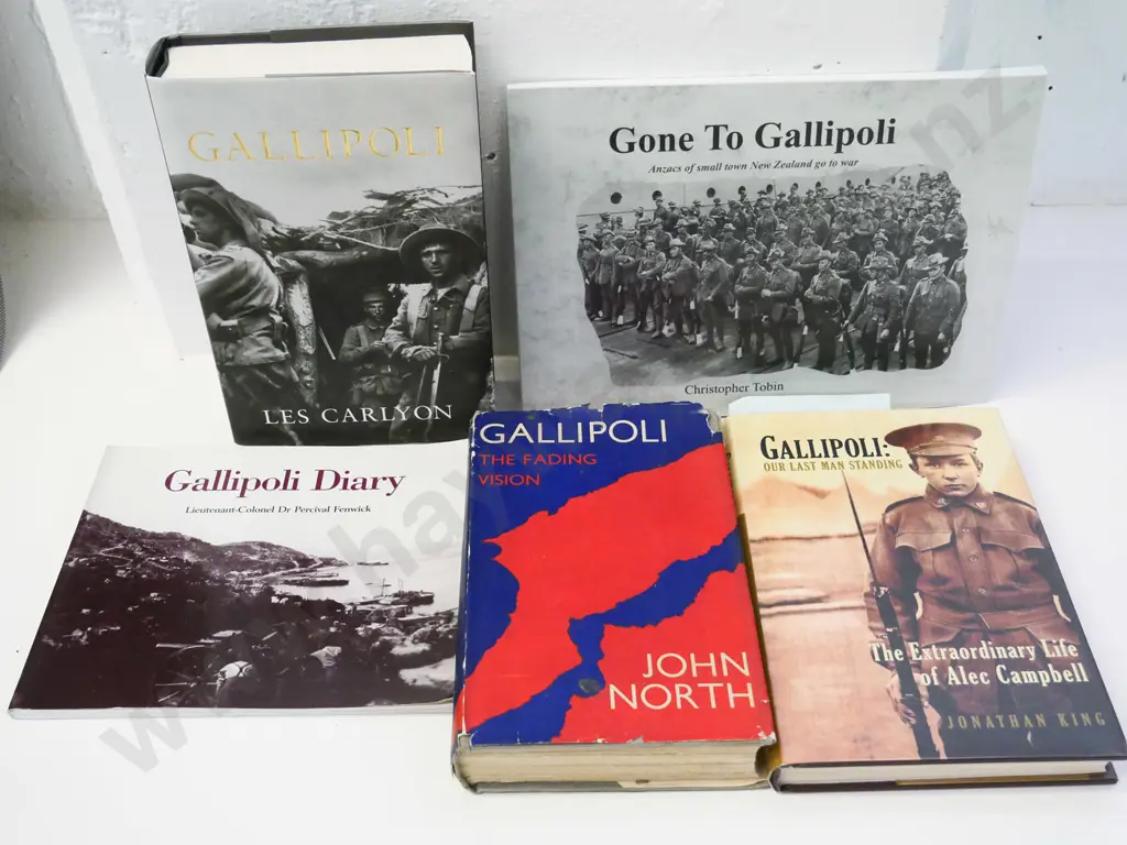 5 NZ military history books, Gallipoli - Jonathan King, John North, Les Carlyon, Percival Fenwick, Christopher Tobin Image 1++