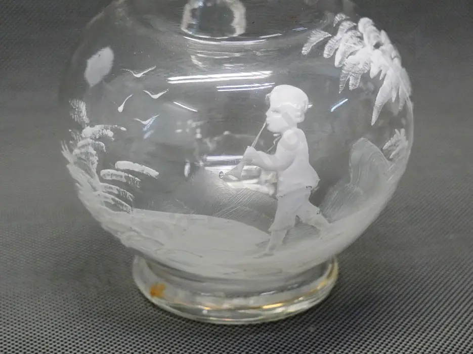 8 glass items - painted & clear large bowl with chip D-290, Mary Gregory jug, Venetian glass, 3 green stemmed glasses Image 1++