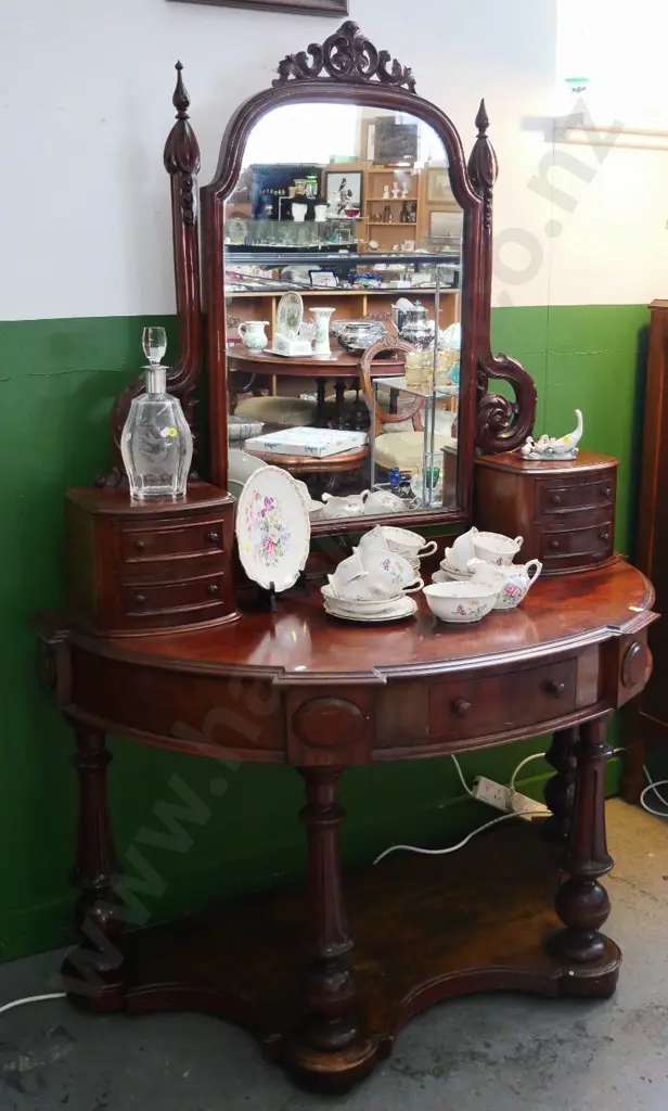 Victorian mahogany half-round 5-drawer dressing table with column base, cheval mirror w/heavy carving H1730 W1210 D580 Image 1++