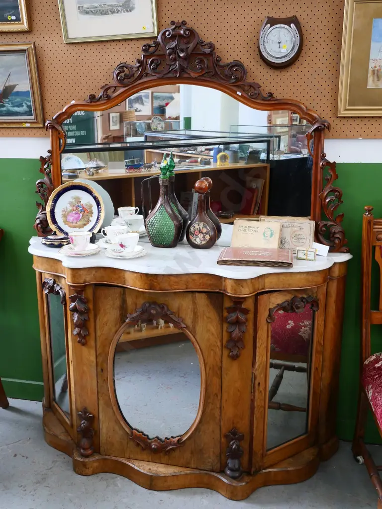 Victorian mahogany ornately carved 3 mirrored door mirror back marble top sideboard - needs some attention H1730 W1370 Image 1++