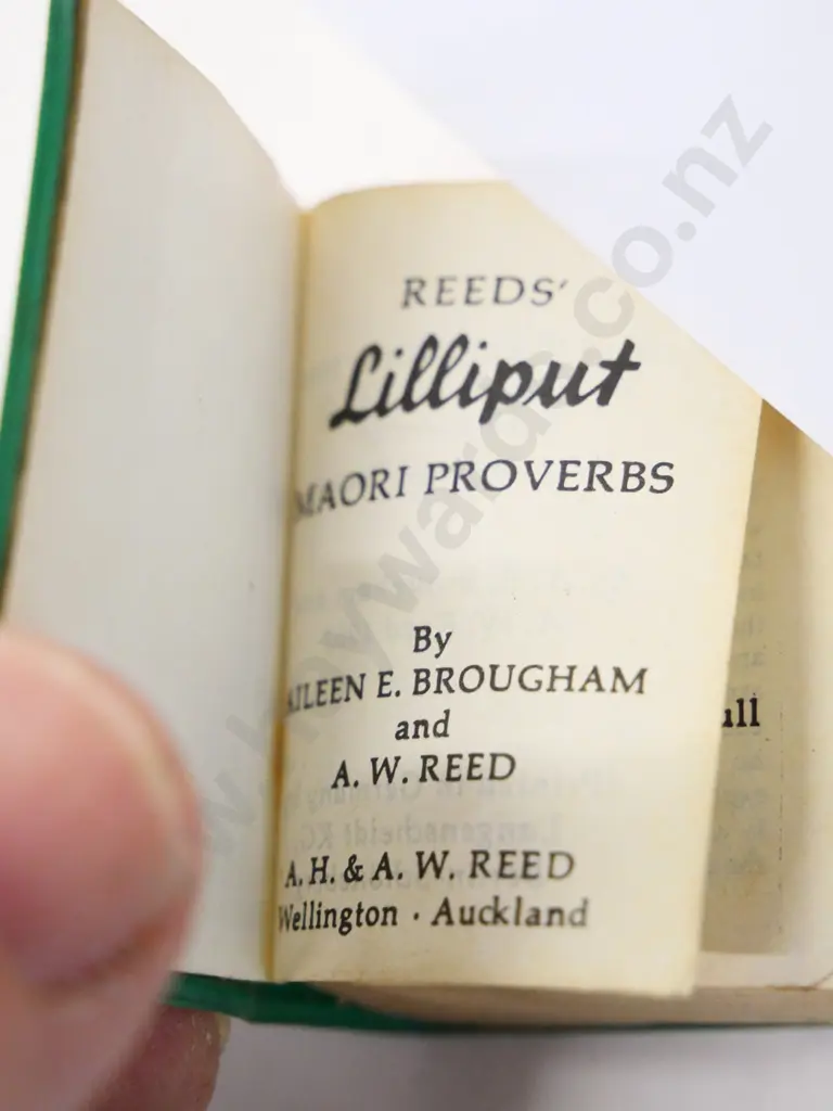 2 miniature Reed's Lilliput books - 1962 Maori Place Names and 1964 Maori Proverbs, both in good condition Image 1++