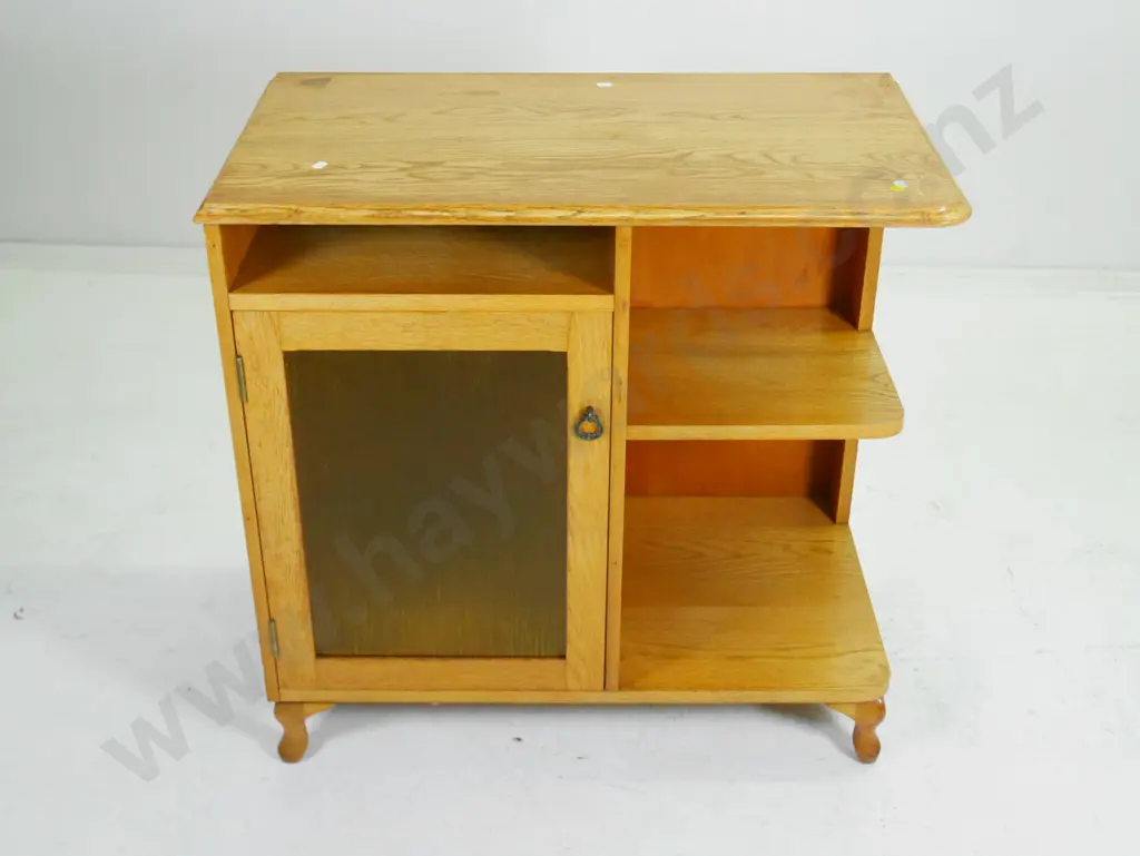 deco oak display-cabinet/shelf unit with single glazed door H-725 W-750 D-440 Image 1++