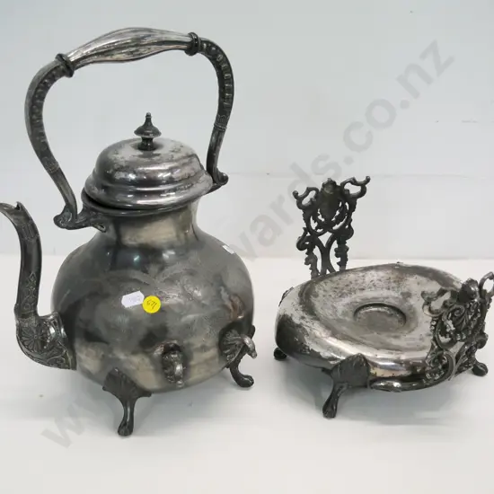 large EPBM spirit kettle and stand, no warmer, lid bent, much of the plating worn away H-400