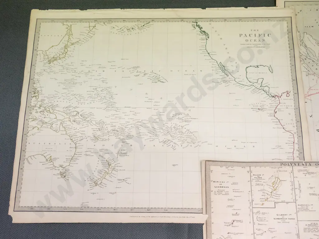 3 unframed maps - Pacific ocean & Oceania - wear & tear, foxing - largest H-360 W-610 Image 1++