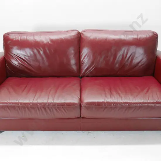 red leather 2.5-seater square-armed club style settee H-830 W-1920 D-860